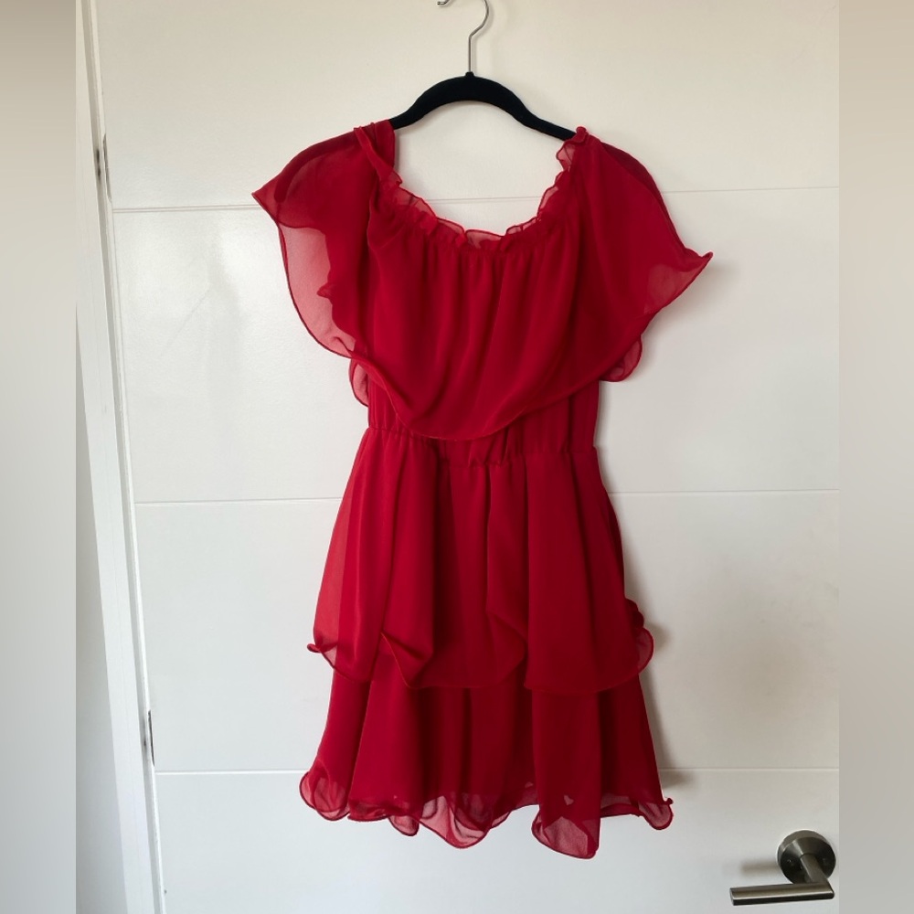 Elegant Red Ruffled Dress